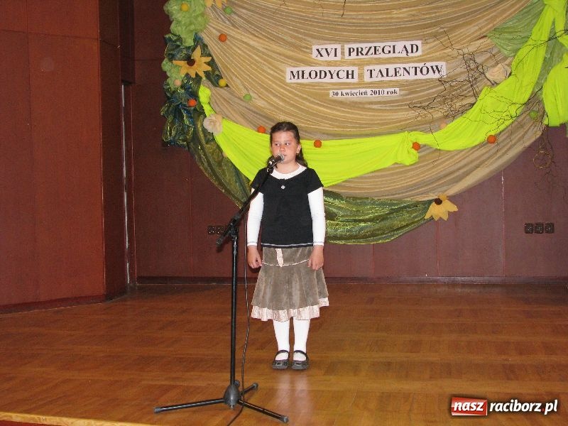 Zdjęcie w galerii na portalu naszraciborz.pl: Tańczyli, grali, śpiewali... wiadomości z regionu