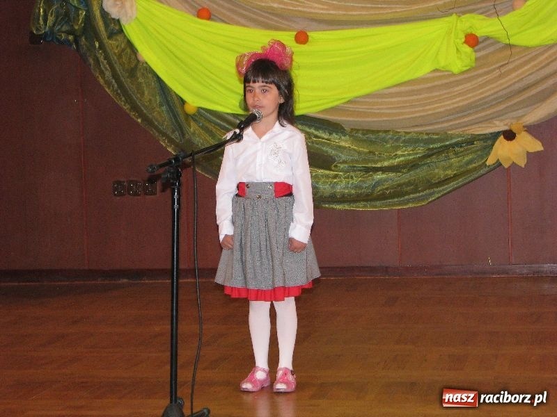 Zdjęcie w galerii na portalu naszraciborz.pl: Tańczyli, grali, śpiewali... wiadomości z regionu