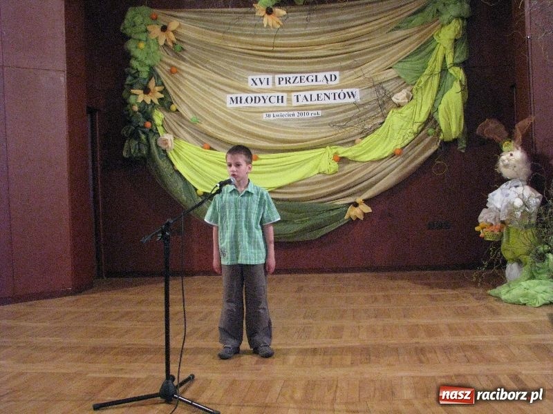 Zdjęcie w galerii na portalu naszraciborz.pl: Tańczyli, grali, śpiewali... wiadomości z regionu