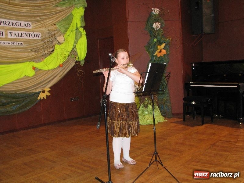 Zdjęcie w galerii na portalu naszraciborz.pl: Tańczyli, grali, śpiewali... wiadomości z regionu