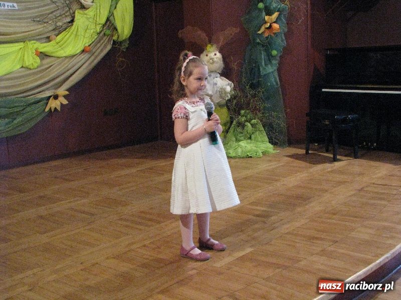 Zdjęcie w galerii na portalu naszraciborz.pl: Tańczyli, grali, śpiewali... wiadomości z regionu