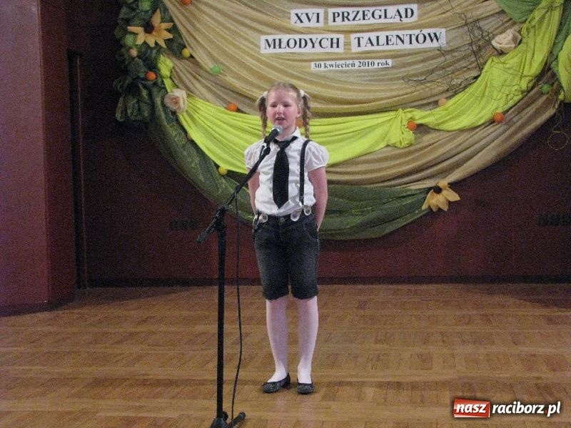 Zdjęcie w galerii na portalu naszraciborz.pl: Tańczyli, grali, śpiewali... wiadomości z regionu