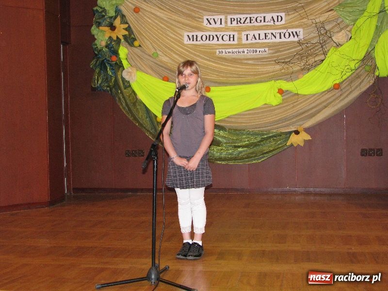 Zdjęcie w galerii na portalu naszraciborz.pl: Tańczyli, grali, śpiewali... wiadomości z regionu