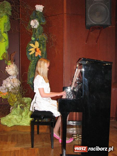 Zdjęcie w galerii na portalu naszraciborz.pl: Tańczyli, grali, śpiewali... wiadomości z regionu