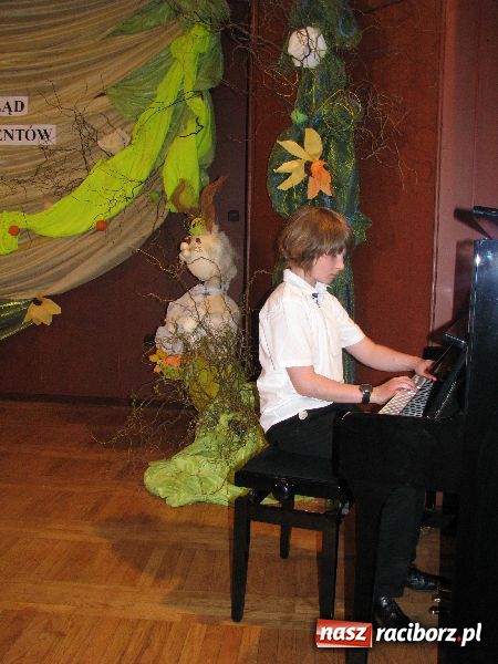Zdjęcie w galerii na portalu naszraciborz.pl: Tańczyli, grali, śpiewali... wiadomości z regionu