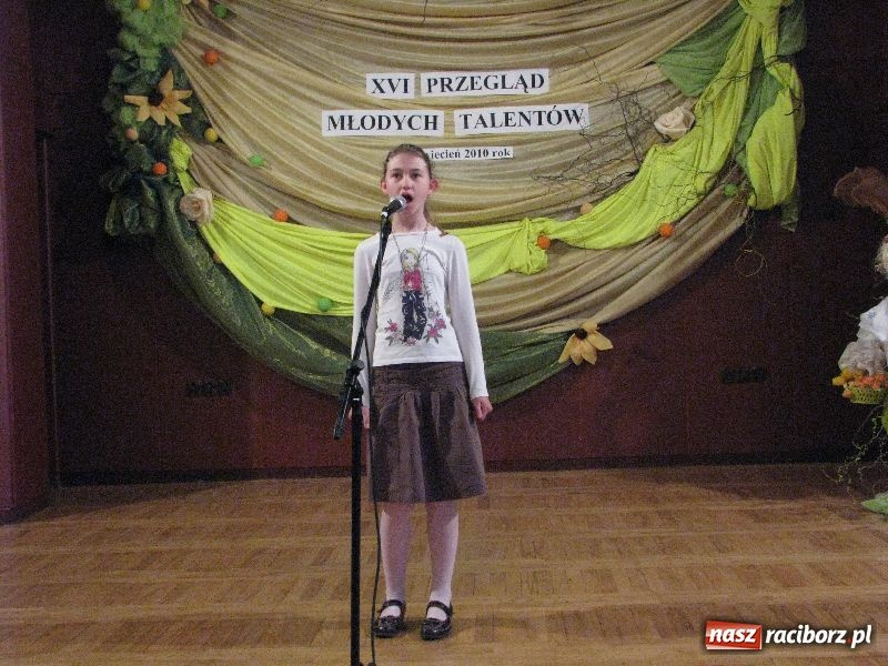 Zdjęcie w galerii na portalu naszraciborz.pl: Tańczyli, grali, śpiewali... wiadomości z regionu