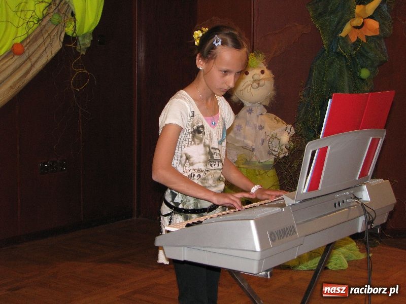 Zdjęcie w galerii na portalu naszraciborz.pl: Tańczyli, grali, śpiewali... wiadomości z regionu
