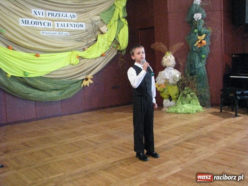 Zdjęcie w galerii na portalu naszraciborz.pl: Tańczyli, grali, śpiewali... wiadomości z regionu