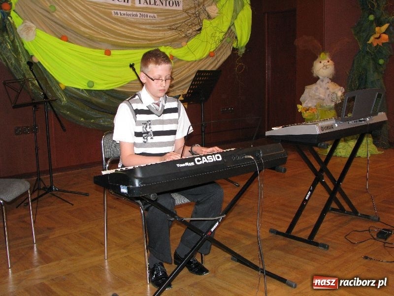 Zdjęcie w galerii na portalu naszraciborz.pl: Tańczyli, grali, śpiewali... wiadomości z regionu