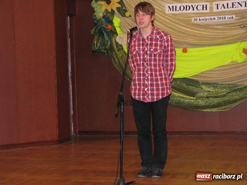 Zdjęcie w galerii na portalu naszraciborz.pl: Tańczyli, grali, śpiewali... wiadomości z regionu