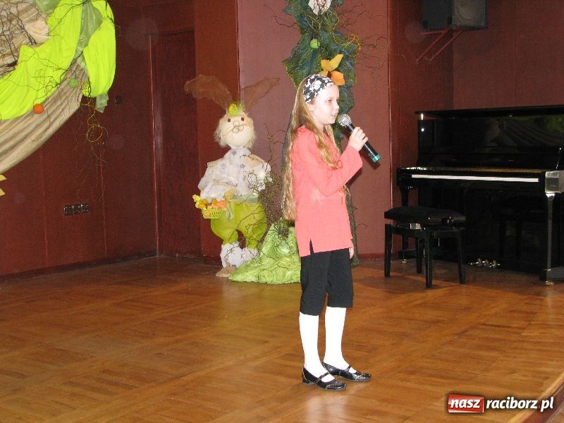 Zdjęcie w galerii na portalu naszraciborz.pl: Tańczyli, grali, śpiewali... wiadomości z regionu