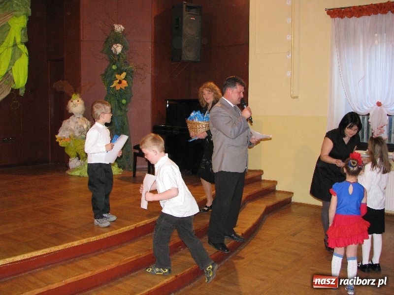 Zdjęcie w galerii na portalu naszraciborz.pl: Tańczyli, grali, śpiewali... wiadomości z regionu