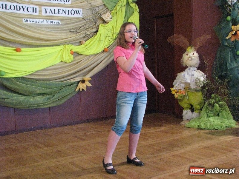 Zdjęcie w galerii na portalu naszraciborz.pl: Tańczyli, grali, śpiewali... wiadomości z regionu