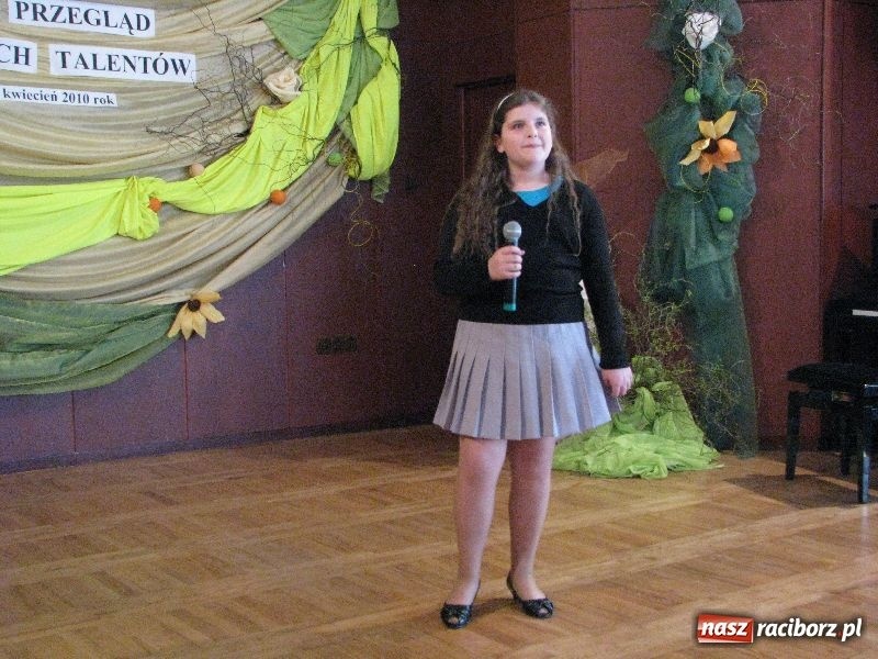 Zdjęcie w galerii na portalu naszraciborz.pl: Tańczyli, grali, śpiewali... wiadomości z regionu