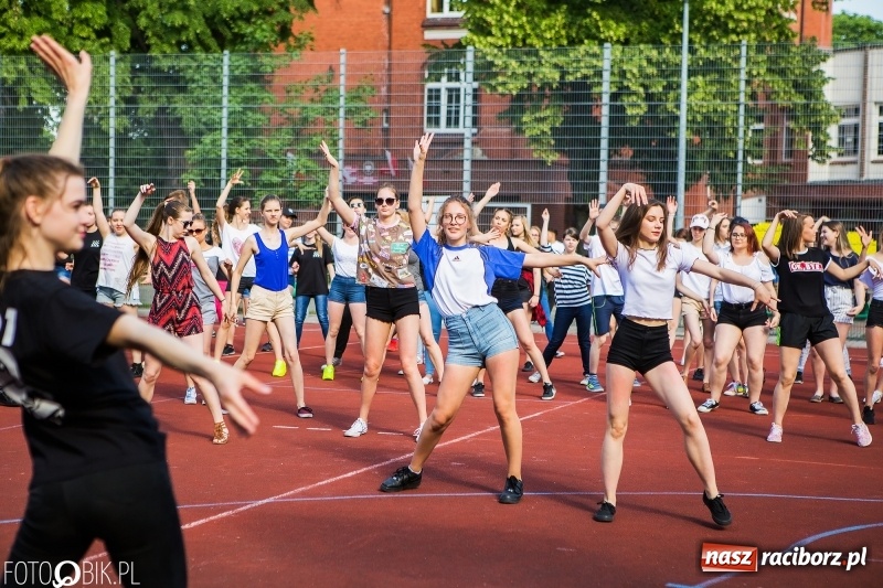 Zdjęcie w galerii na portalu naszraciborz.pl: Piknik Dzieci Kasprowicza - fotorelacja  wiadomości z regionu
