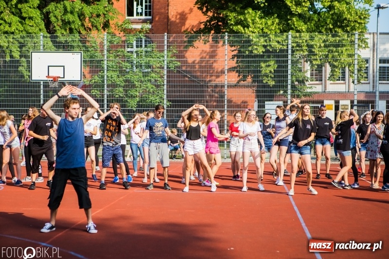 Zdjęcie w galerii na portalu naszraciborz.pl: Piknik Dzieci Kasprowicza - fotorelacja  wiadomości z regionu