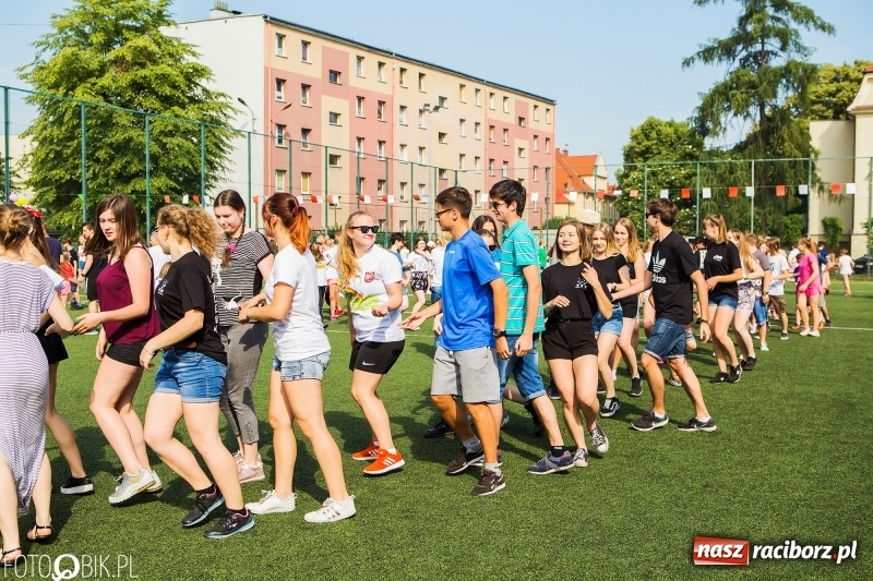 Zdjęcie w galerii na portalu naszraciborz.pl: Piknik Dzieci Kasprowicza - fotorelacja  wiadomości z regionu