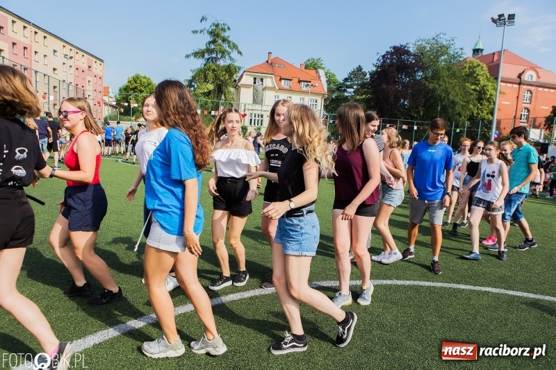 Zdjęcie w galerii na portalu naszraciborz.pl: Piknik Dzieci Kasprowicza - fotorelacja  wiadomości z regionu
