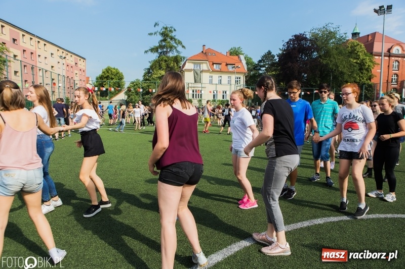 Zdjęcie w galerii na portalu naszraciborz.pl: Piknik Dzieci Kasprowicza - fotorelacja  wiadomości z regionu