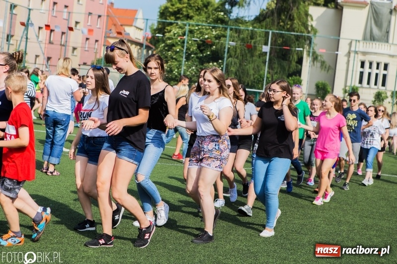 Zdjęcie w galerii na portalu naszraciborz.pl: Piknik Dzieci Kasprowicza - fotorelacja  wiadomości z regionu