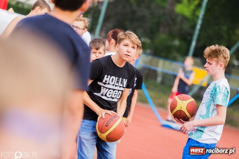 Zdjęcie w galerii na portalu naszraciborz.pl: Piknik Dzieci Kasprowicza - fotorelacja  wiadomości z regionu