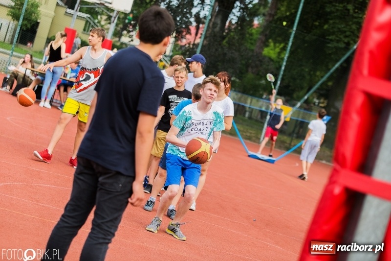 Zdjęcie w galerii na portalu naszraciborz.pl: Piknik Dzieci Kasprowicza - fotorelacja  wiadomości z regionu