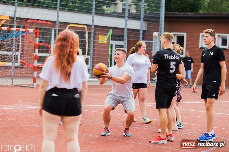 Zdjęcie w galerii na portalu naszraciborz.pl: Piknik Dzieci Kasprowicza - fotorelacja  wiadomości z regionu