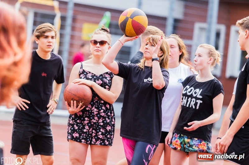 Zdjęcie w galerii na portalu naszraciborz.pl: Piknik Dzieci Kasprowicza - fotorelacja  wiadomości z regionu
