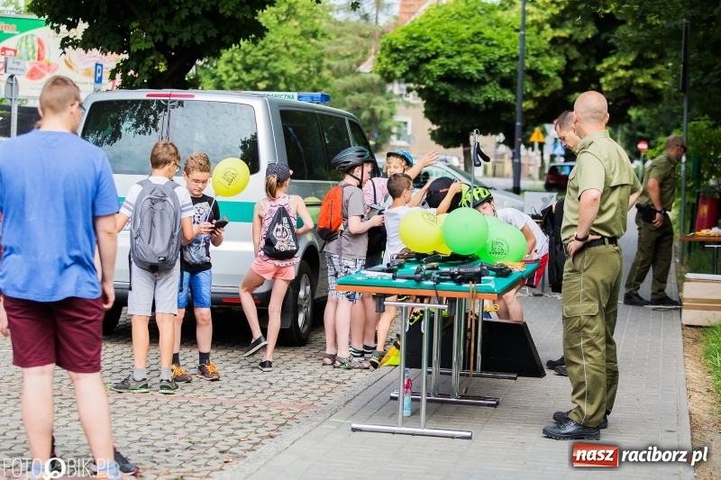 Zdjęcie w galerii na portalu naszraciborz.pl: Piknik Dzieci Kasprowicza - fotorelacja  wiadomości z regionu