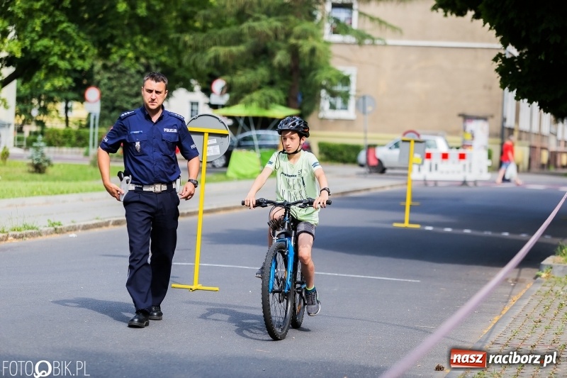 Zdjęcie w galerii na portalu naszraciborz.pl: Piknik Dzieci Kasprowicza - fotorelacja  wiadomości z regionu