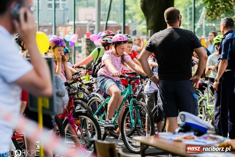 Zdjęcie w galerii na portalu naszraciborz.pl: Piknik Dzieci Kasprowicza - fotorelacja  wiadomości z regionu