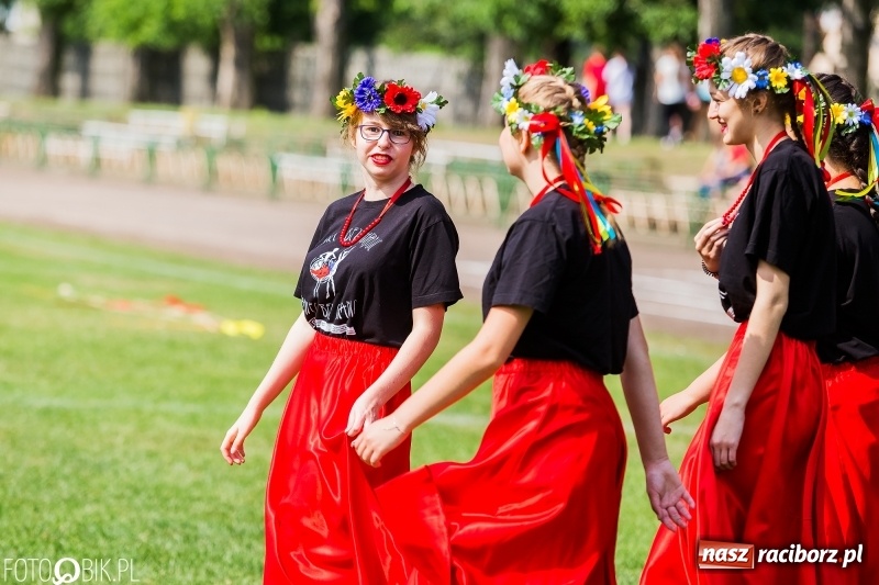 Zdjęcie w galerii na portalu naszraciborz.pl: Igrzyska Sport ku radości na stadionie PWSZ wiadomości z regionu