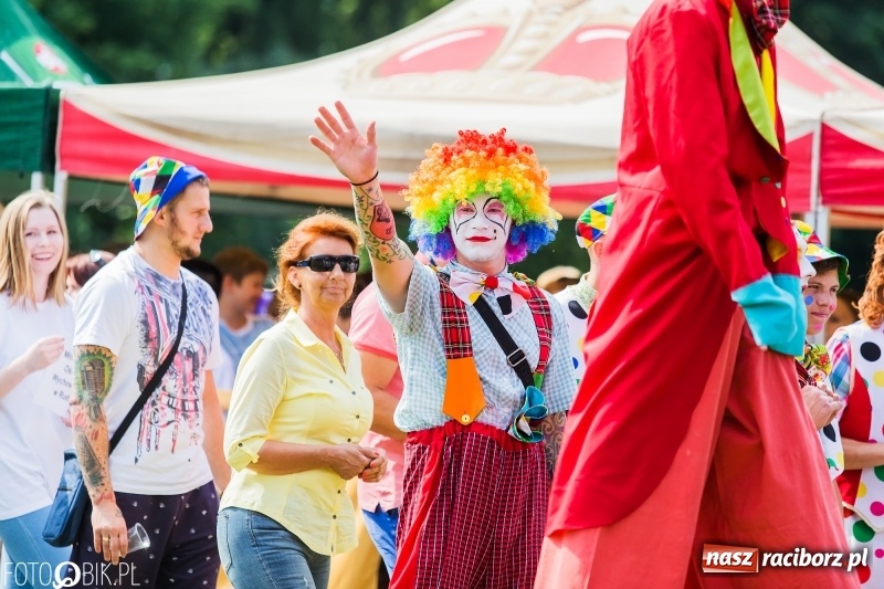 Zdjęcie w galerii na portalu naszraciborz.pl: Igrzyska Sport ku radości na stadionie PWSZ wiadomości z regionu