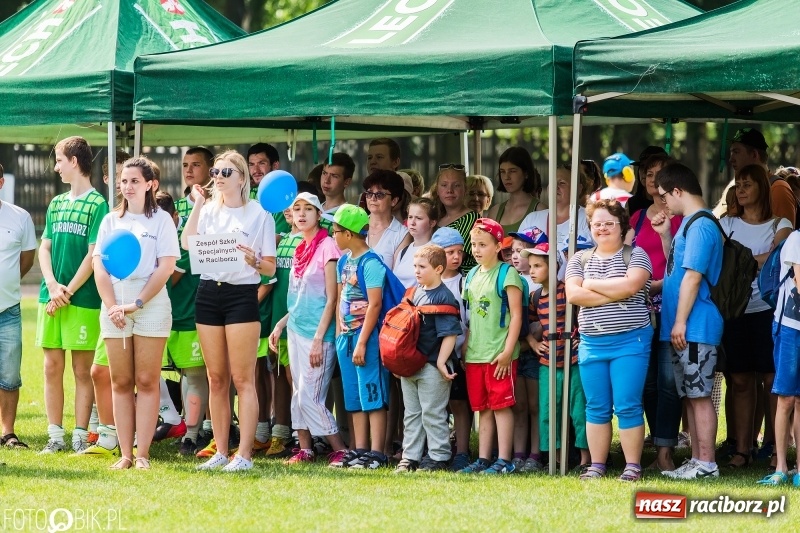 Zdjęcie w galerii na portalu naszraciborz.pl: Igrzyska Sport ku radości na stadionie PWSZ wiadomości z regionu