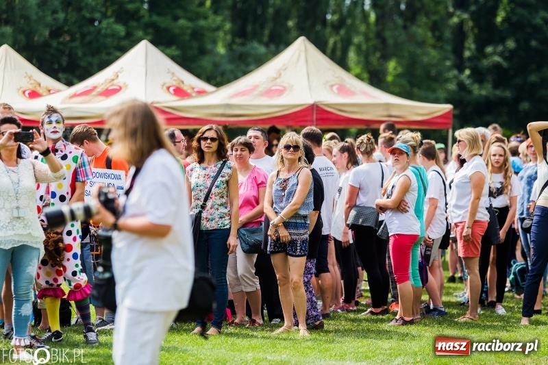 Zdjęcie w galerii na portalu naszraciborz.pl: Igrzyska Sport ku radości na stadionie PWSZ wiadomości z regionu