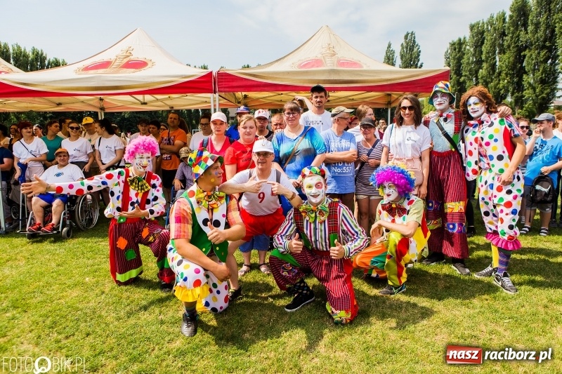 Zdjęcie w galerii na portalu naszraciborz.pl: Igrzyska Sport ku radości na stadionie PWSZ wiadomości z regionu