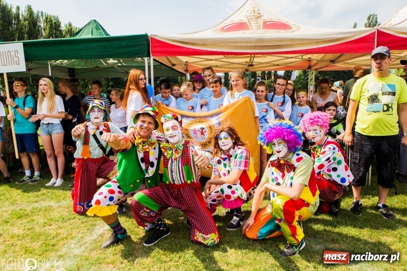 Zdjęcie w galerii na portalu naszraciborz.pl: Igrzyska Sport ku radości na stadionie PWSZ wiadomości z regionu