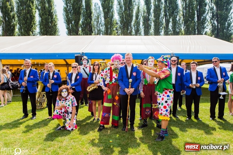 Zdjęcie w galerii na portalu naszraciborz.pl: Igrzyska Sport ku radości na stadionie PWSZ wiadomości z regionu