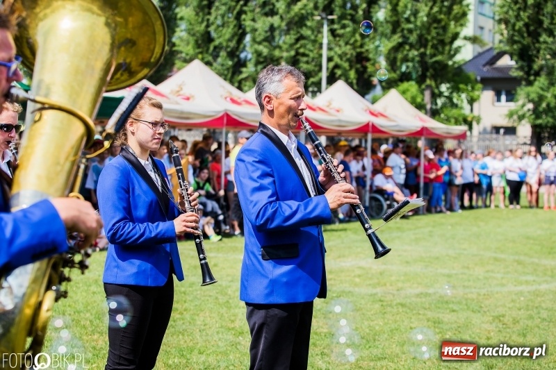 Zdjęcie w galerii na portalu naszraciborz.pl: Igrzyska Sport ku radości na stadionie PWSZ wiadomości z regionu