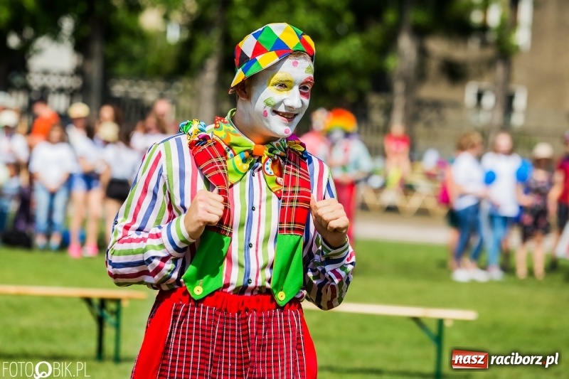 Zdjęcie w galerii na portalu naszraciborz.pl: Igrzyska Sport ku radości na stadionie PWSZ wiadomości z regionu