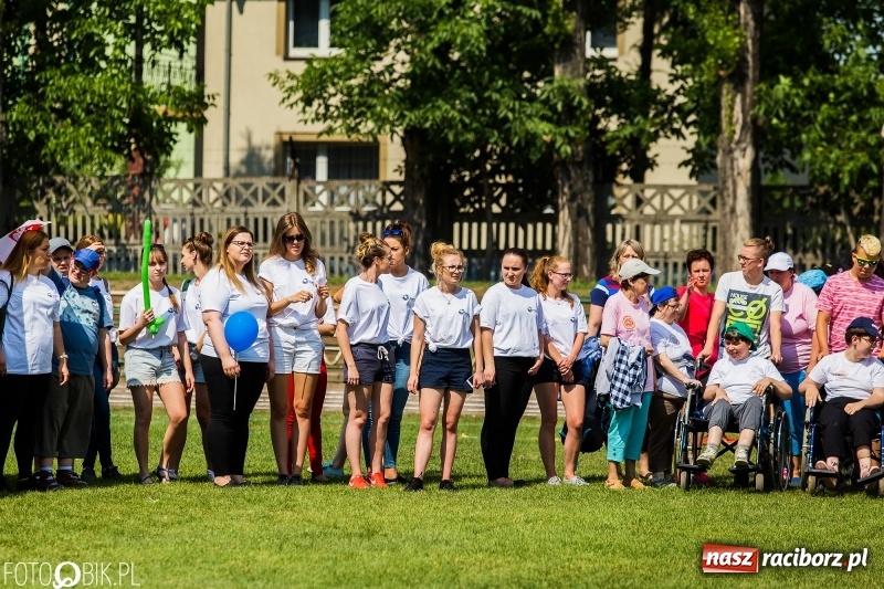 Zdjęcie w galerii na portalu naszraciborz.pl: Igrzyska Sport ku radości na stadionie PWSZ wiadomości z regionu