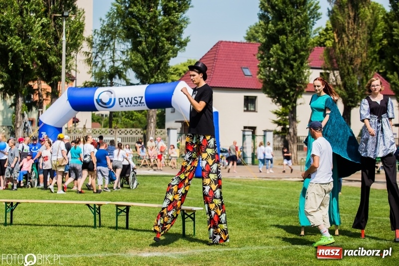 Zdjęcie w galerii na portalu naszraciborz.pl: Igrzyska Sport ku radości na stadionie PWSZ wiadomości z regionu