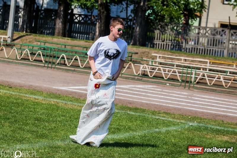 Zdjęcie w galerii na portalu naszraciborz.pl: Igrzyska Sport ku radości na stadionie PWSZ wiadomości z regionu