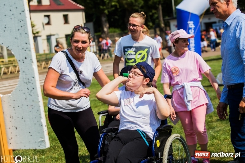 Zdjęcie w galerii na portalu naszraciborz.pl: Igrzyska Sport ku radości na stadionie PWSZ wiadomości z regionu