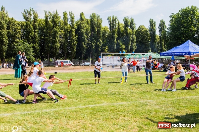 Zdjęcie w galerii na portalu naszraciborz.pl: Igrzyska Sport ku radości na stadionie PWSZ wiadomości z regionu