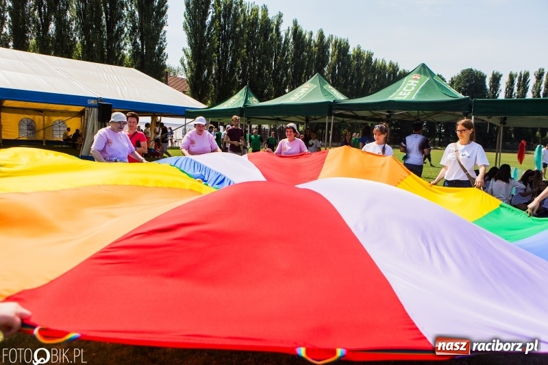 Zdjęcie w galerii na portalu naszraciborz.pl: Igrzyska Sport ku radości na stadionie PWSZ wiadomości z regionu
