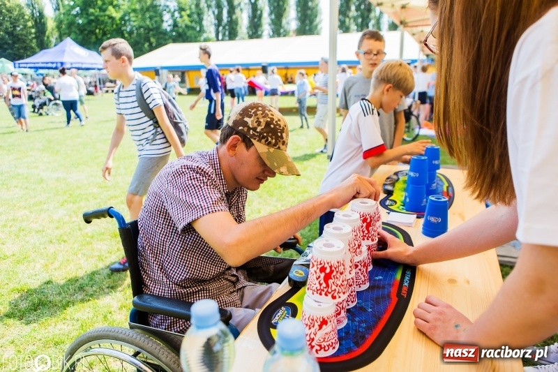Zdjęcie w galerii na portalu naszraciborz.pl: Igrzyska Sport ku radości na stadionie PWSZ wiadomości z regionu