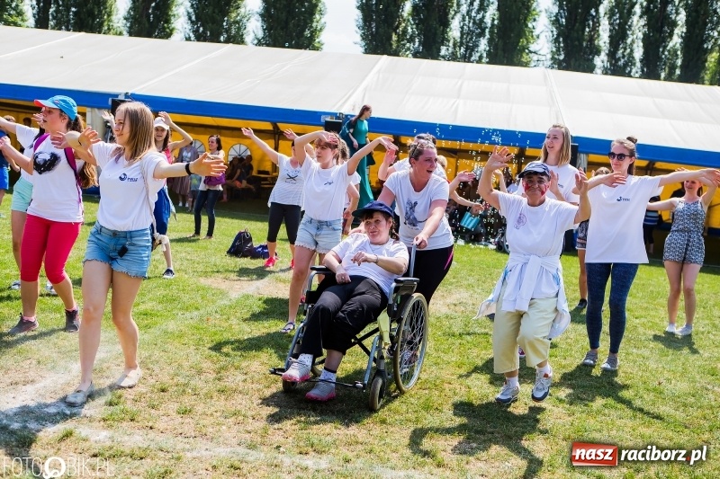 Zdjęcie w galerii na portalu naszraciborz.pl: Igrzyska Sport ku radości na stadionie PWSZ wiadomości z regionu