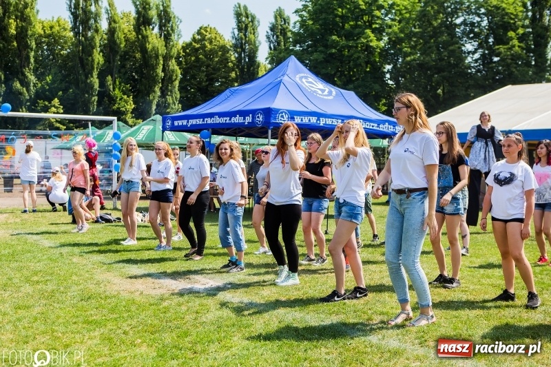 Zdjęcie w galerii na portalu naszraciborz.pl: Igrzyska Sport ku radości na stadionie PWSZ wiadomości z regionu