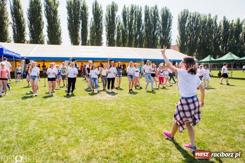 Zdjęcie w galerii na portalu naszraciborz.pl: Igrzyska Sport ku radości na stadionie PWSZ wiadomości z regionu